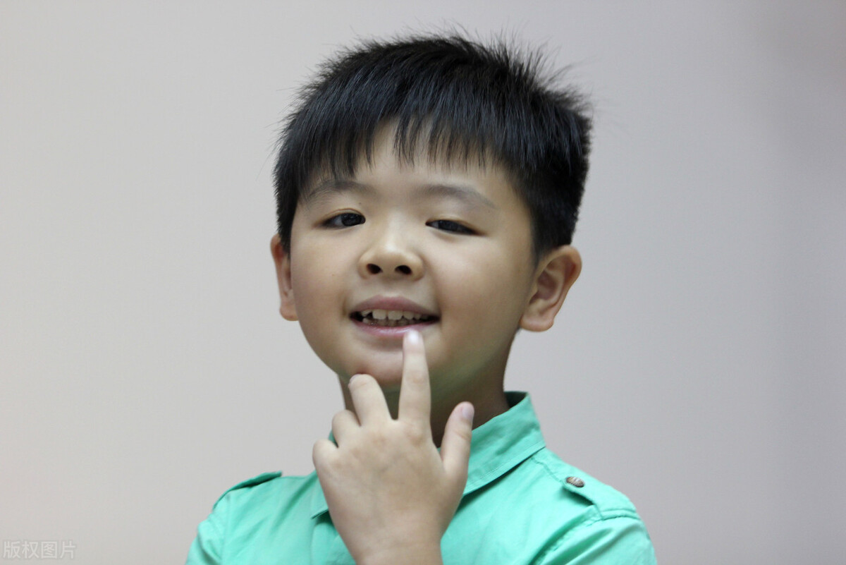 广州一培训机构被曝光，能帮孩子开天眼提高记忆力，是骗局吗？
