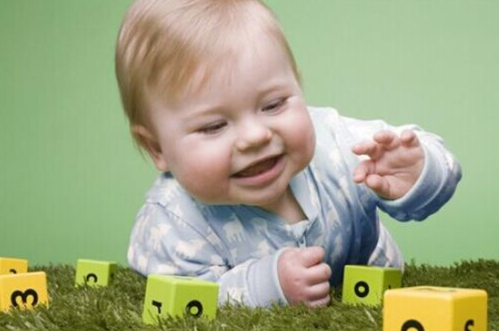 提升宝宝记忆力的小技巧，每天重复做，对宝宝的大脑帮助大
