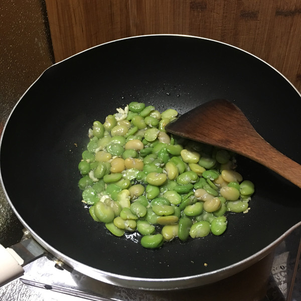 孩子在家上网课，劳累一天晚上做这菜补营养，常吃健脑记忆力好